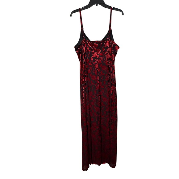 Social Collision Black & Red Roses Velvet Midaxi Dress size XS (1) - Picture 9 of 12